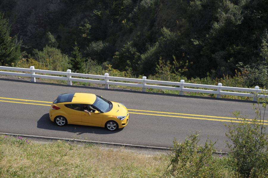  Hyundai Veloster 2011 года  (фото 165 из 184)